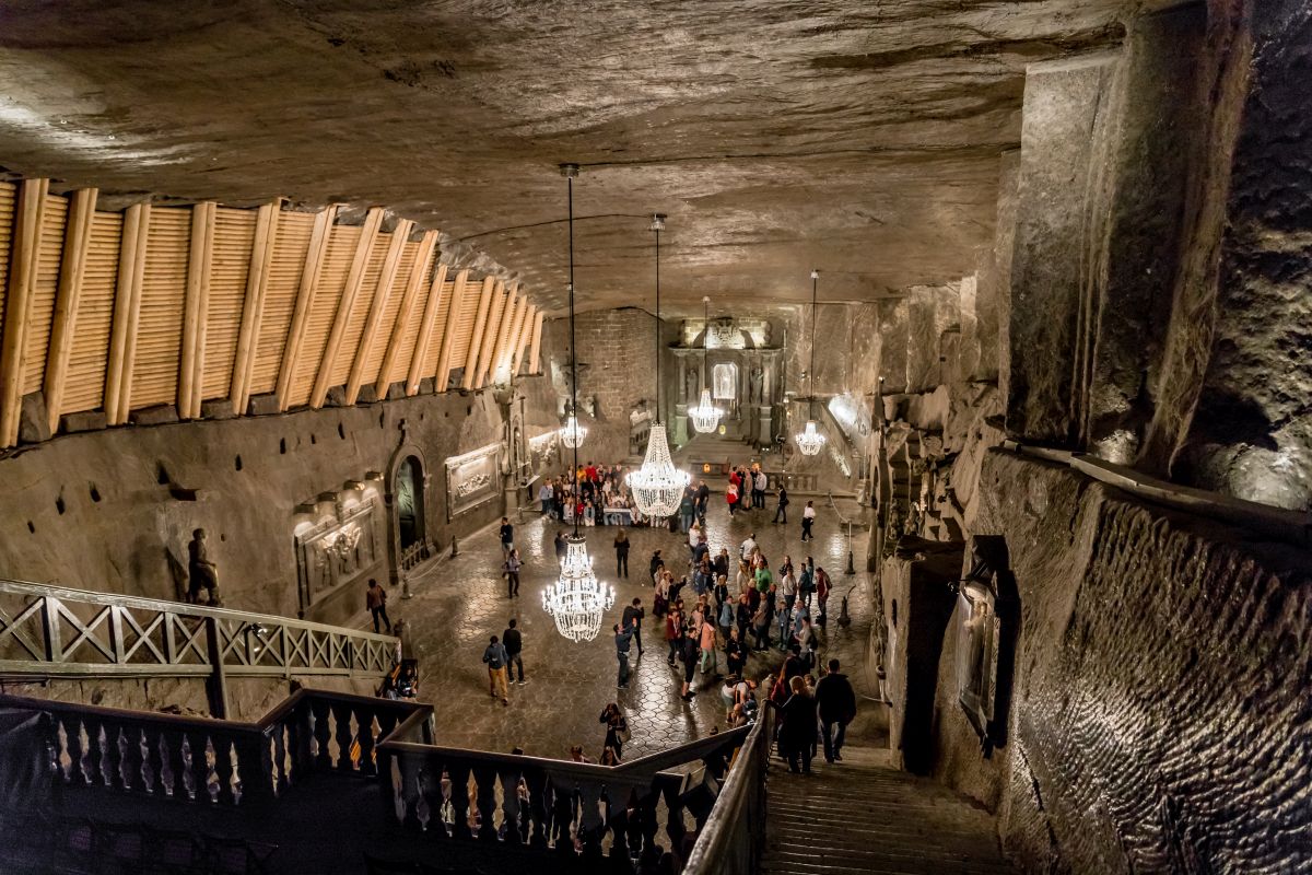 Hostel w Krakowie oraz zwiedzanie Wieliczki z przewodnikiem