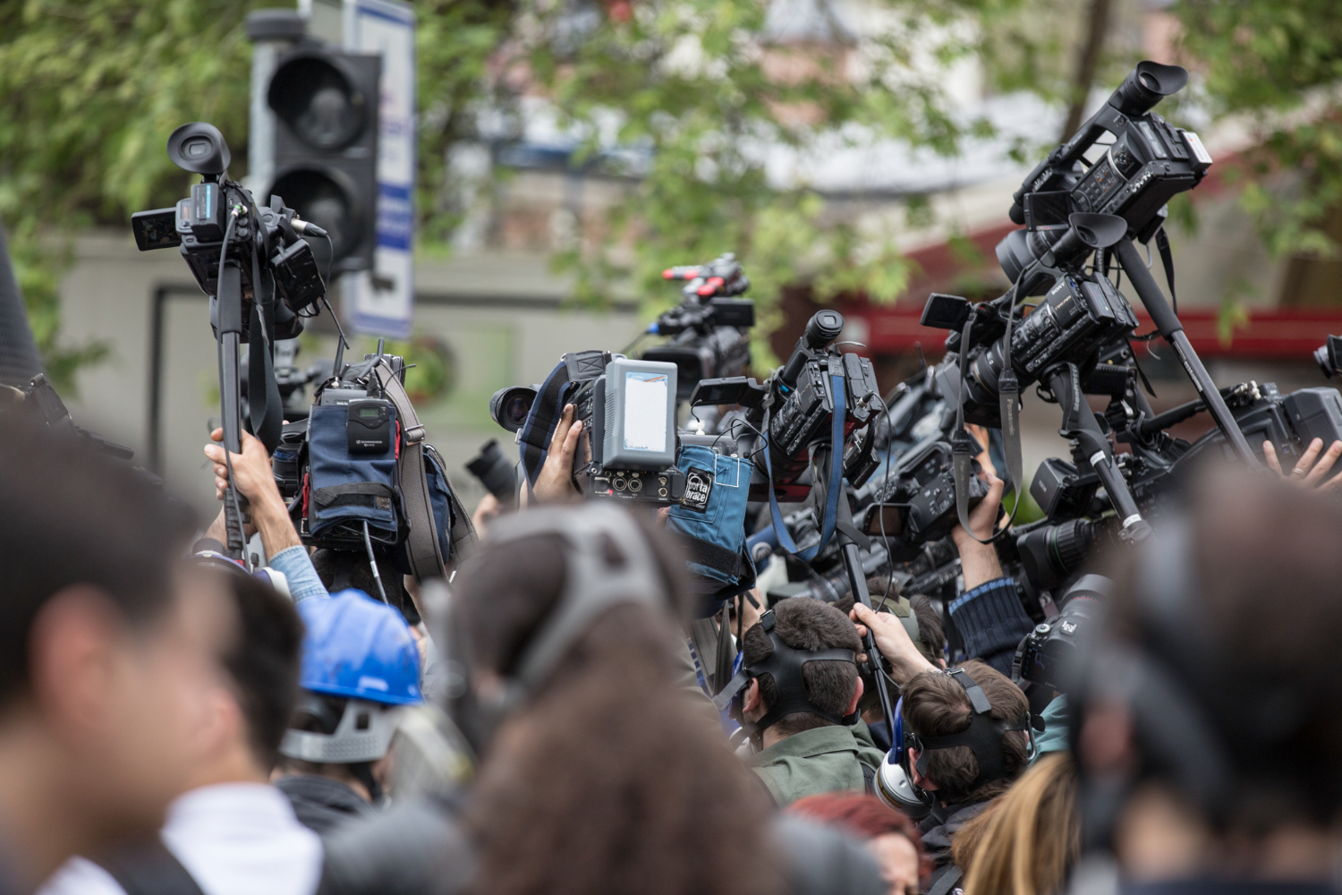Dlaczego krakowscy urzędnicy spotkali się z negatywnym odbiorem w mediach?
