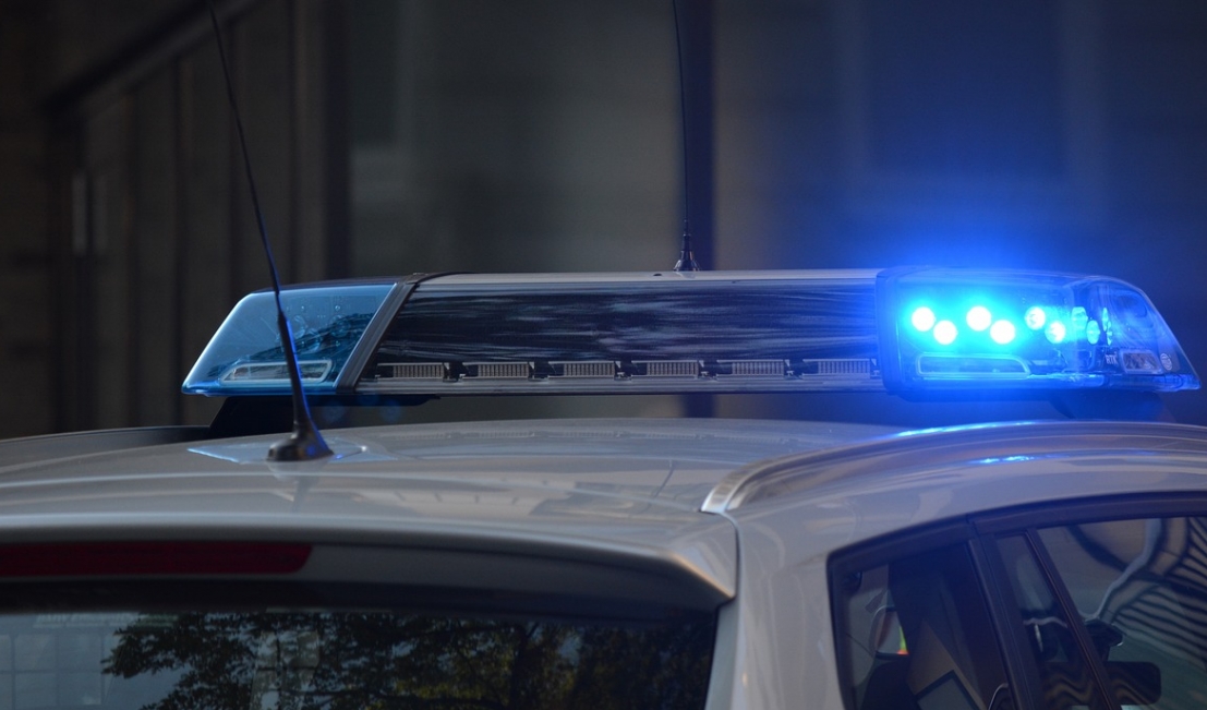 Alarmowanie służb ratunkowych przez mieszkańców Krakowa z powodu manekina