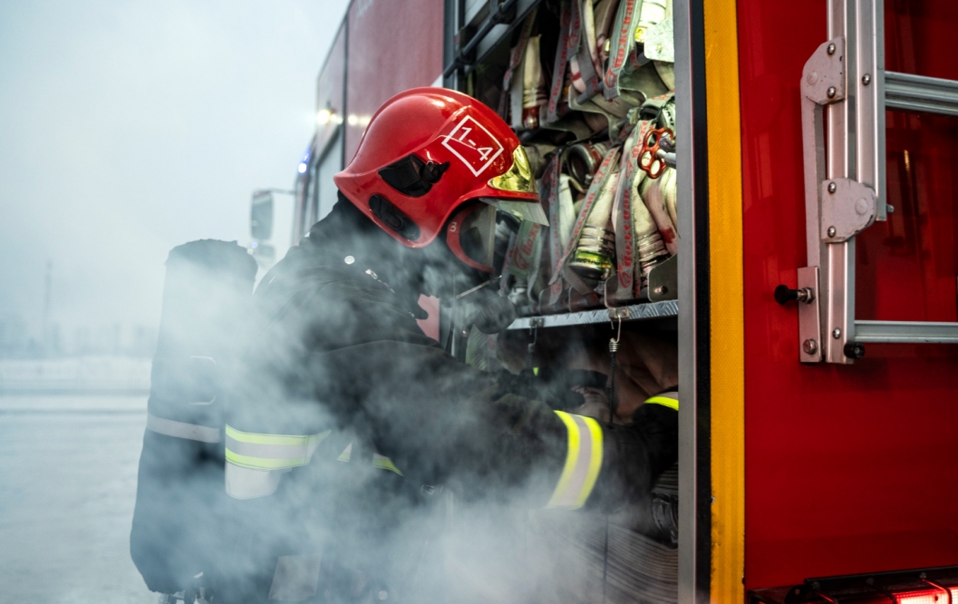 Tragedia na Prądniku Białym: Pożar w bloku mieszkalnym przy ulicy Narutowicza w Krakowie