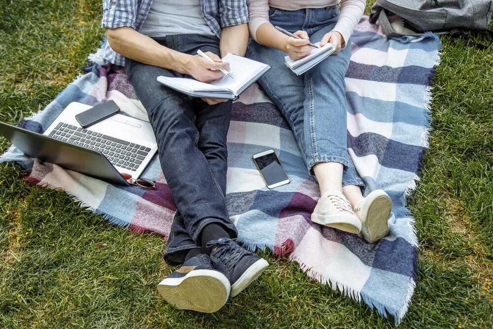 Kraków Otwiera Drzwi do Przyszłości: Maturzyści na Salonie Edukacyjnym 2025