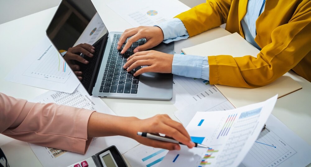 Kraków w szoku: Nieznana substancja w urzędzie zagraża mieszkańcom!