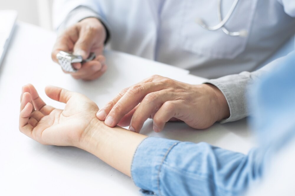 Krakowska onkologia wprowadza rewolucję: Nowa technologia zwiększa bezpieczeństwo operacji tarczycy!