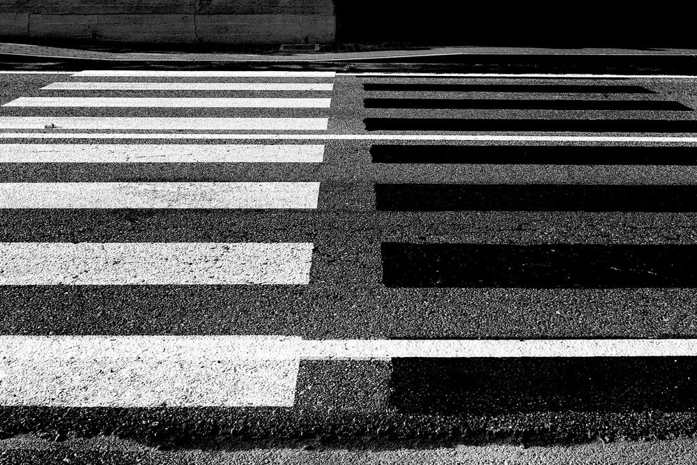 Nowe balustrady na ul. Zadziele: Bezpieczniejszy Gaj dla pieszych!