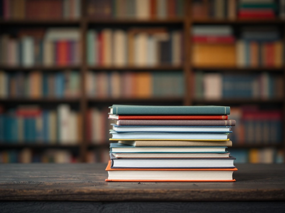 Agnieszka Pająk: Krakowska Bibliotekarka z Dwiema Złotymi Recenzjami!