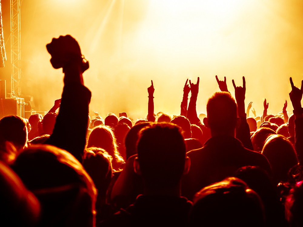 Cohen na żywo: Muzyczna podróż przez miłość i wolność