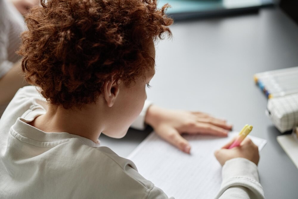 Czernichów wprowadza rewolucyjną edukację ekologiczną dla młodzieży: Świadome wybory konsumenckie na pierwszym planie!