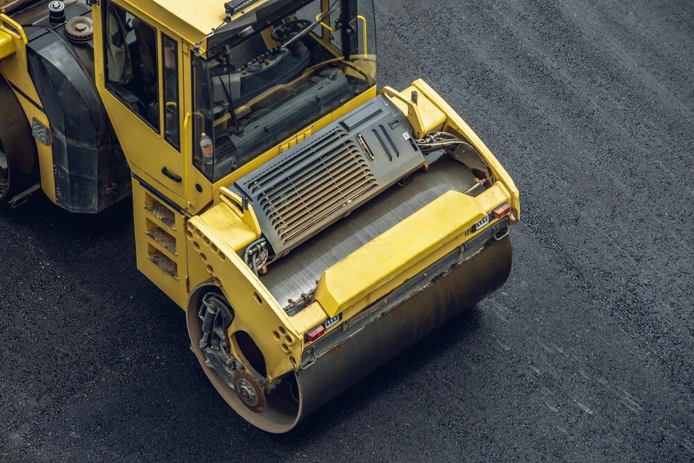 Czernichów inwestuje w nowoczesne drogi: Dzięki dotacji z Małopolski!