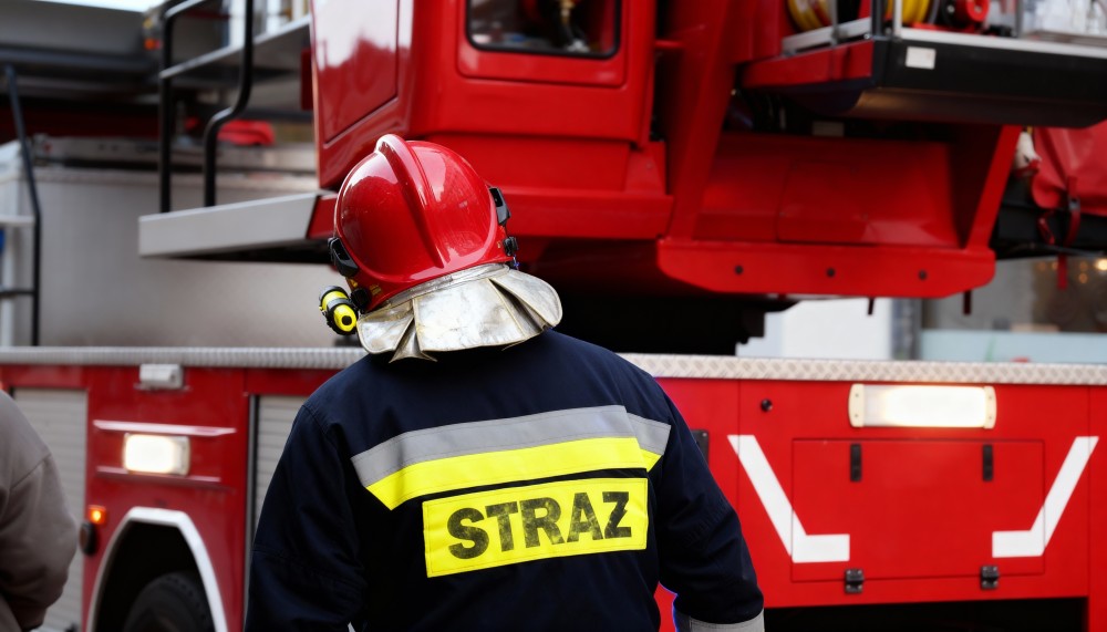 Krakowscy uczniowie poznają strażackie wyzwania w Komendzie Miejskiej PSP