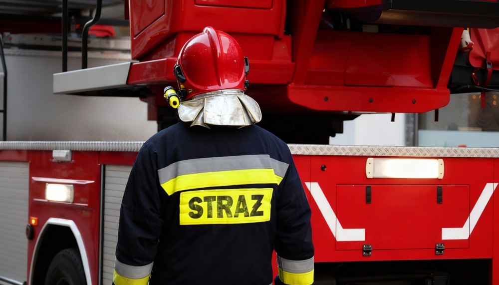 Nowe pokolenie strażaków w Krakowie: Uroczystość awansów i ślubowania