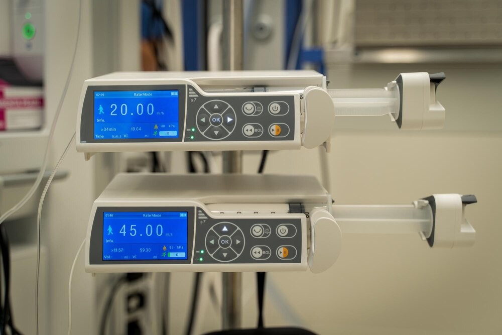 Bezpieczeństwo na Zimowych Feriach: Policjanci w Szkole w Sieciechowicach