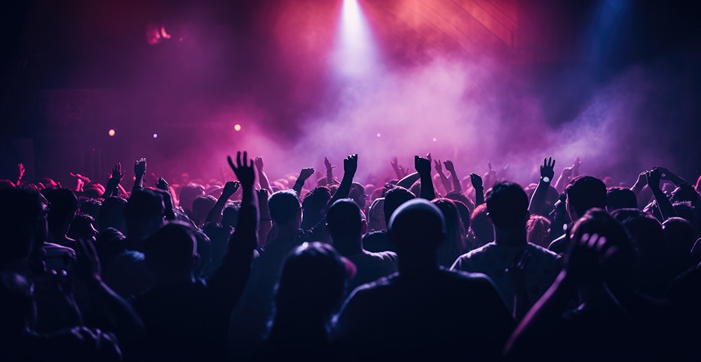 Muzyczna podróż z Andrzejem Sikorowskim w Dyskusyjnym Klubie Płytowym