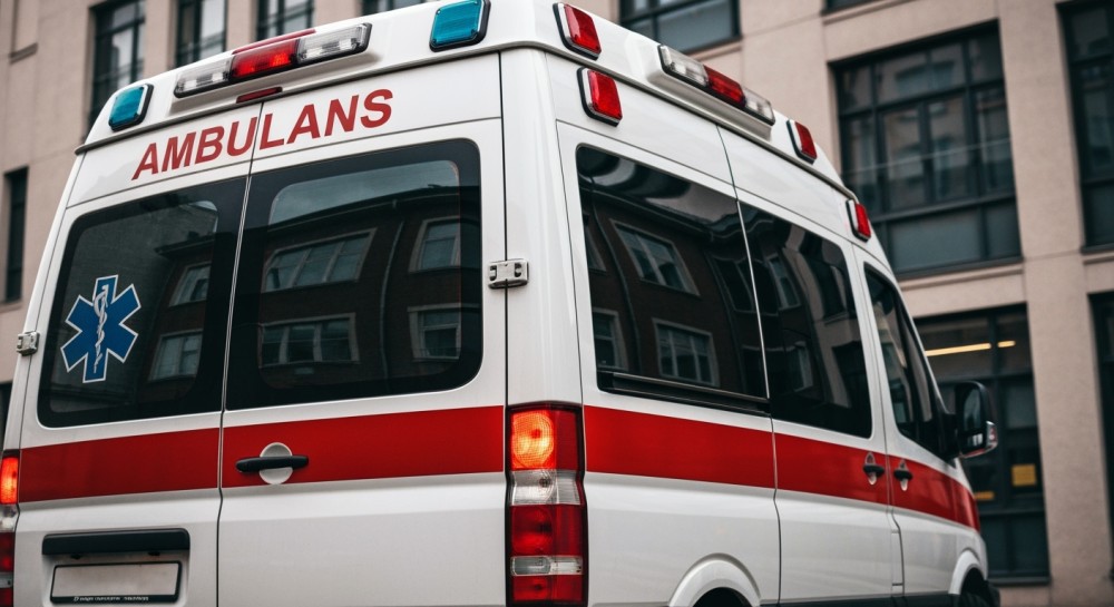 Seniorka uratowana dzięki czujności przechodnia i policji