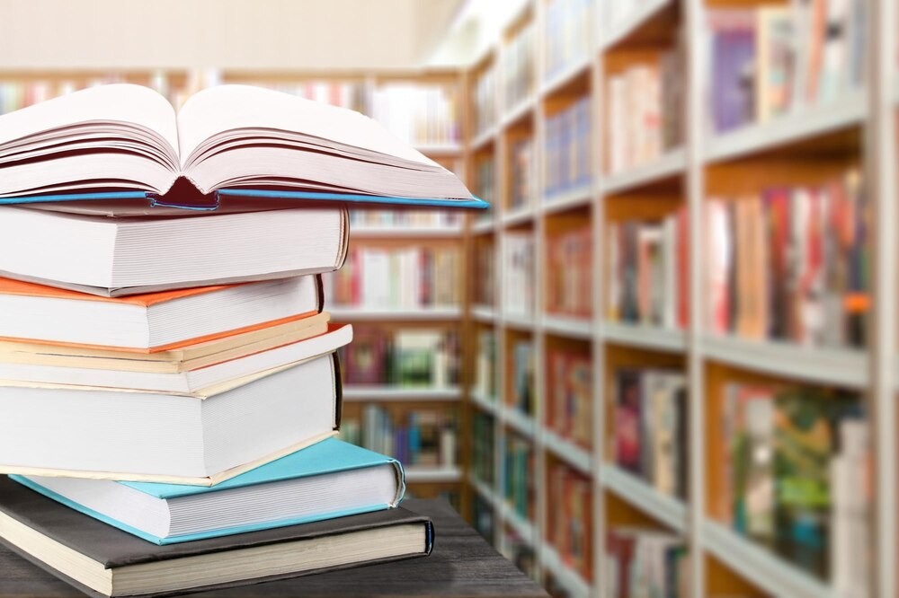Noc pełna magii w bibliotece: Wieliczka odkrywa nowe oblicze!