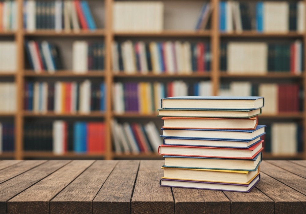 Zanurz się w świat metafor na warsztatach literackich w Klubie Kazimierz